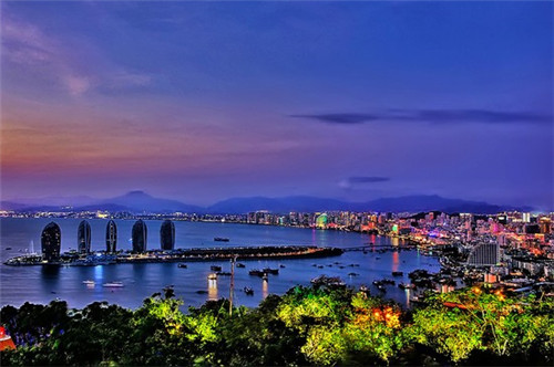 焗蟹宝美食介绍（焗蟹煲的做法窍门）